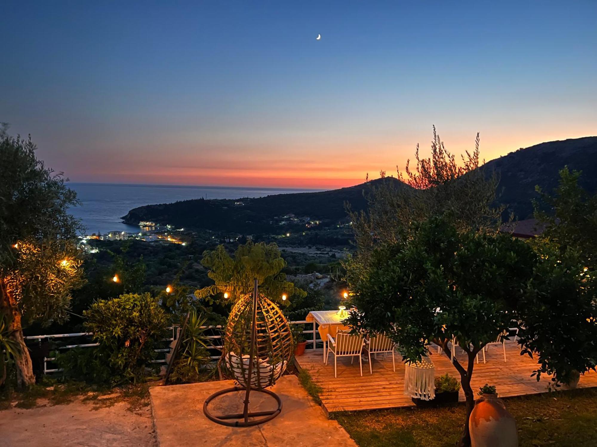 Aphrodite Garden Rooms&Apartment Himare Buitenkant foto